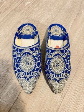 Moroccan Embroidered Royal Blue Pointed Slip-On Women’s Shoes